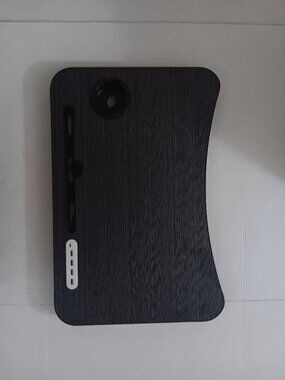 PORTABLE/ FOLDABLE LABTOP USB TABLE STAND